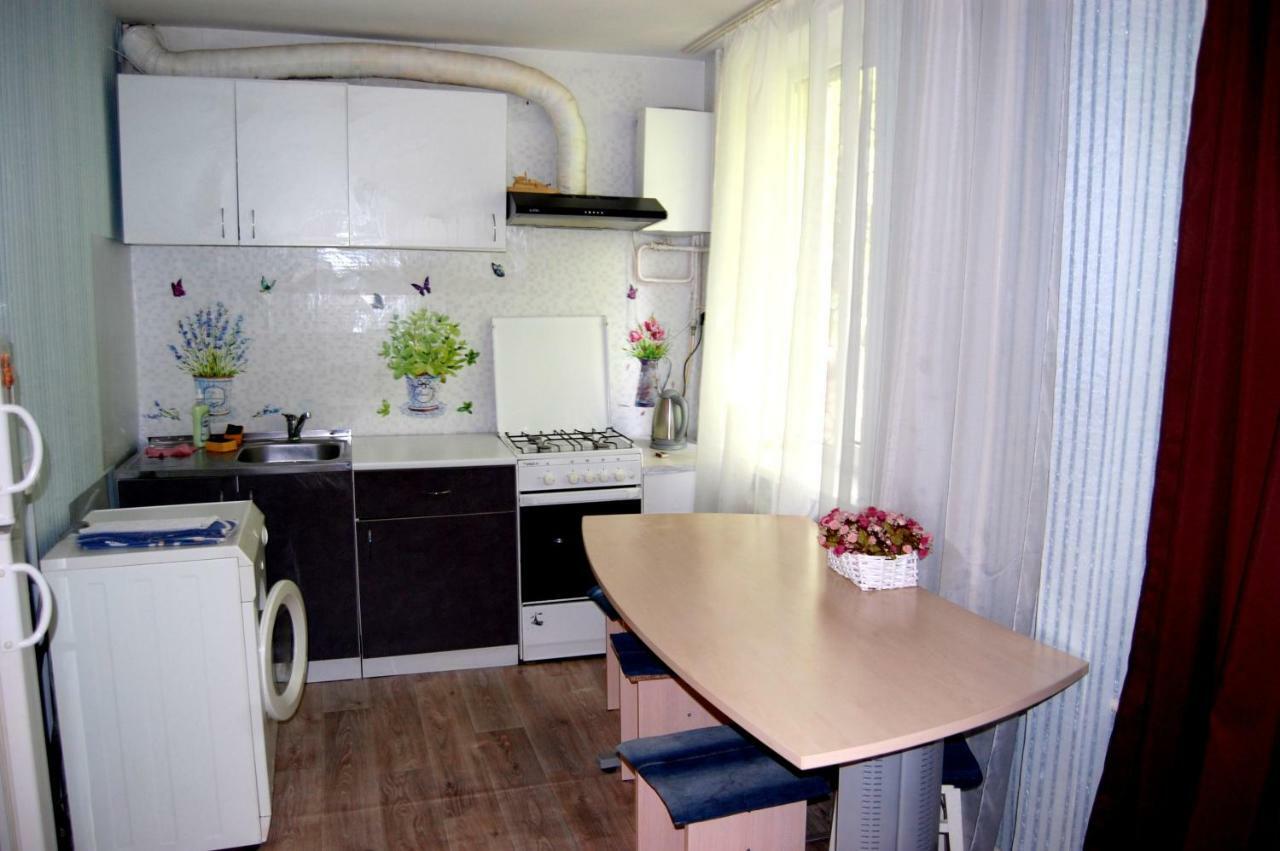 Standard Apartment On Umanskaya Kiew Exterior foto